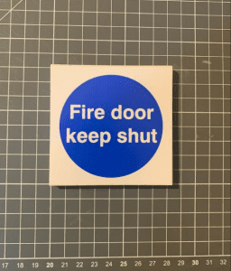 Fire Door Keep Shut Sign - 80x80mm, self adhesive vinyl