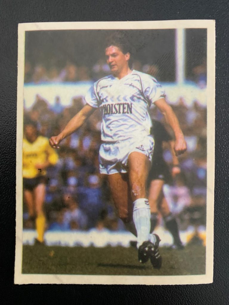 Front of Gary Mabbutt sticker (Tottenham Hotspur) from 1986-87 season.