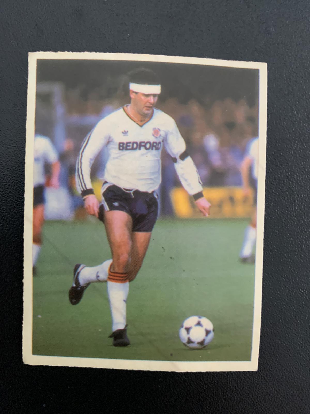 Steve Foster (Lutown Town) sticker from 1986-87 season.
